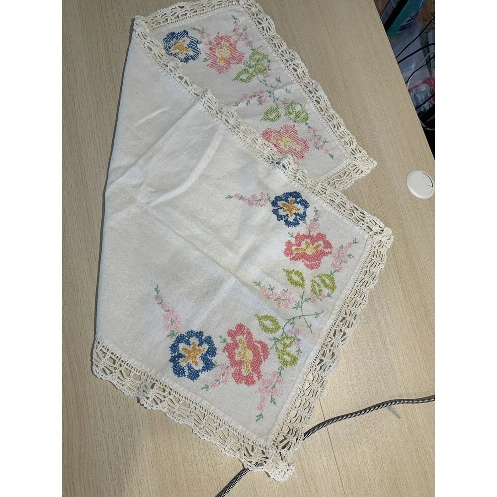 Vintage Floral embroidered dresser scarf- pale yellow
